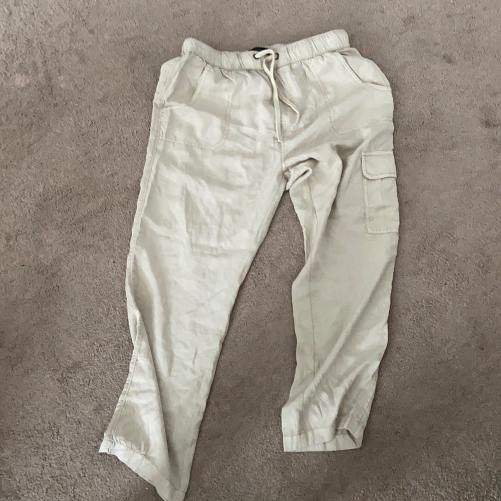Light beige cargo pants